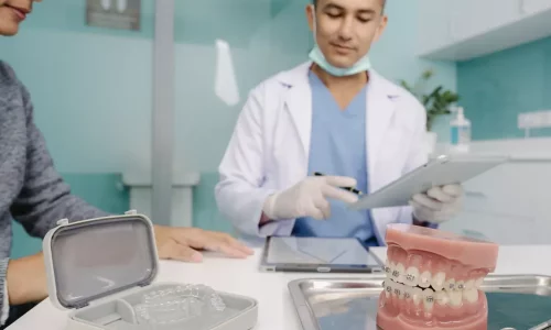 Alignerlar ve diş telleri tekliflerini nasıl karşılaştırırım? - Milim Dental Hospital