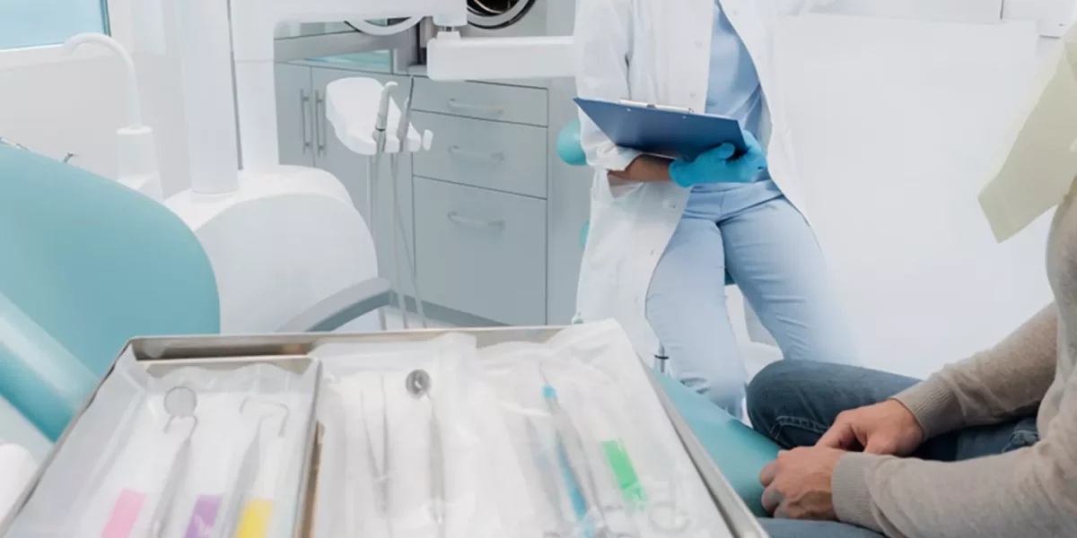 Diş Turizmi Türkiye Güvenliği (Hollanda) SSS 6.1 — Kliniklerde hangi güvenlik standartlarını kontrol etmeliyim?